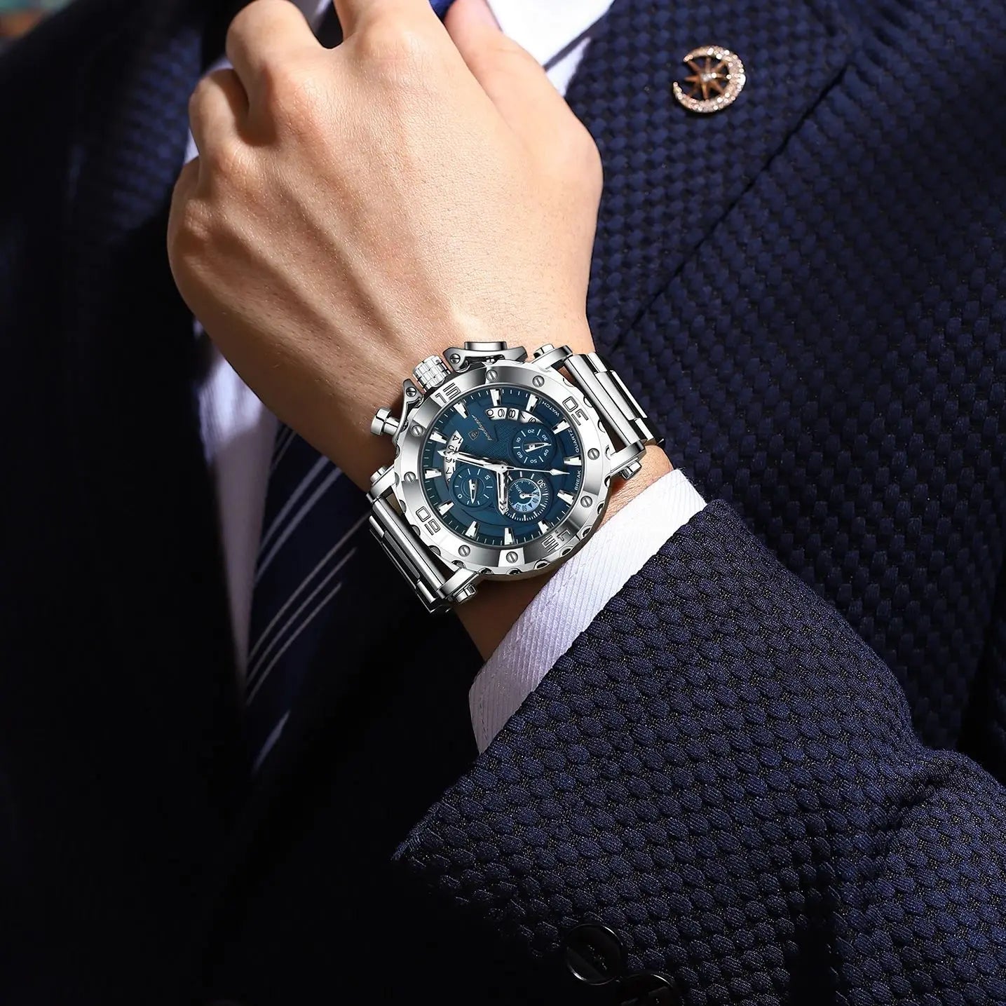 Часы-хронограф с календарём