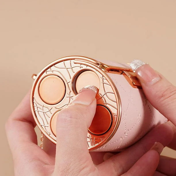 Набор из 4 помад с сумочкой для переноски