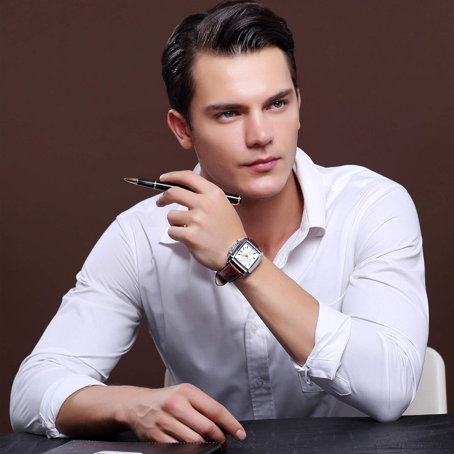 Элегантные кварцевые светящиеся часы