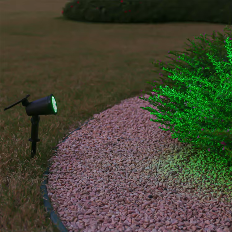 Солнечные уличные прожекторы