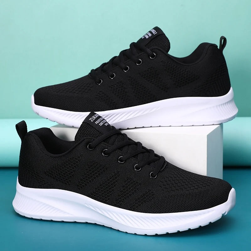 Лёгкие мужские спортивные кроссовки
